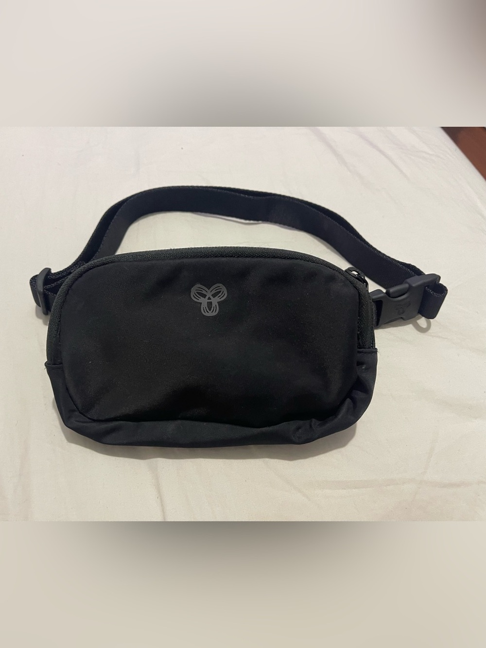 Aritzia TnAction - Mini Belt Crossbody Bag - Black